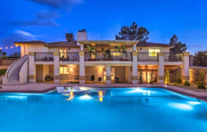 Incredible Vegas Pool Property - 5 Bedrooms, RV Parking and Salt Water Pool!